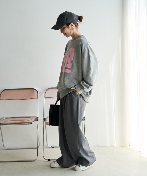 FREAK'S STORE(フリークスストア)の「限定展開 SPRYBOX フロッキー ロゴ 裏毛 スウェット(スウェット・レディース・ブラック/ブラウン/グレー/ネイビー/ナチュラル・フリ-)」の18枚目の写真