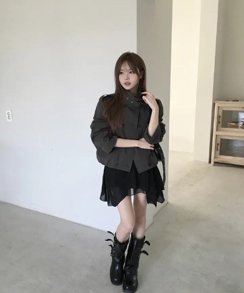 GEMEDA(ジェメダ)の「秋冬新作 ダブルボタンデザインショートコート(その他アウター・レディース・ダークグレー/ベージュ/オフホワイト・M)」の15枚目の写真