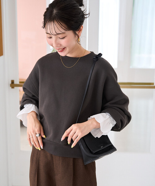 FREAK'S STORE（フリークスストア）の「限定展開　フリル 袖 ドッキング 裏起毛 スウェット（スウェット・レディース・ナチュラル/グレー/ネイビー/ブラック・ﾌﾘ-）」の2枚目の写真