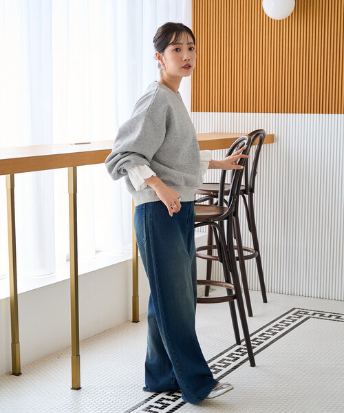 FREAK'S STORE（フリークスストア）の「限定展開　フリル 袖 ドッキング 裏起毛 スウェット（スウェット・レディース・ナチュラル/グレー/ネイビー/ブラック・ﾌﾘ-）」の17枚目の写真