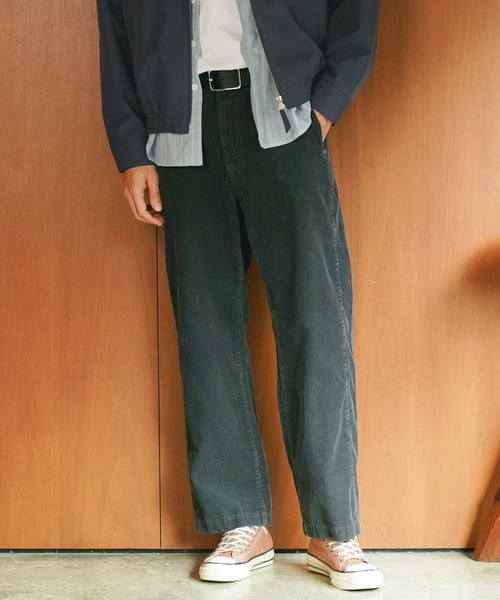 BAYFLOW（ベイフロー）の「コーデュロイセミワイドパンツ（その他パンツ・メンズ・ブラック/ブルー・MEDIUM/LARGE）」の4枚目の写真