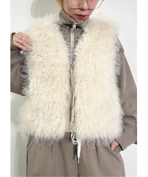 MIDVEIN(ミッドヴェイン)の「fur vest(その他アウター・レディース・ブラウン/アイボリー/ブラック・FREE)」の1枚目の写真