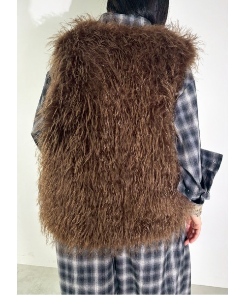 MIDVEIN(ミッドヴェイン)の「fur vest(その他アウター・レディース・ブラウン/アイボリー/ブラック・FREE)」の11枚目の写真