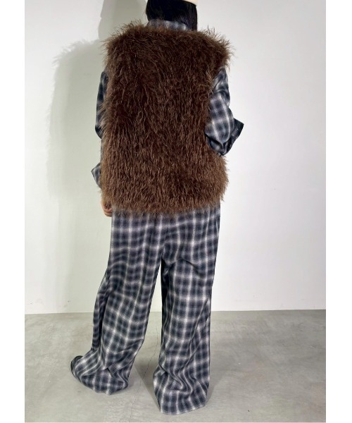 MIDVEIN(ミッドヴェイン)の「fur vest(その他アウター・レディース・ブラウン/アイボリー/ブラック・FREE)」の12枚目の写真