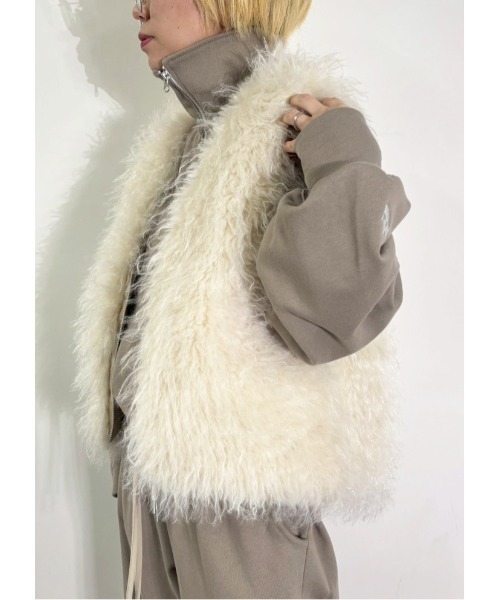 MIDVEIN(ミッドヴェイン)の「fur vest(その他アウター・レディース・ブラウン/アイボリー/ブラック・FREE)」の6枚目の写真