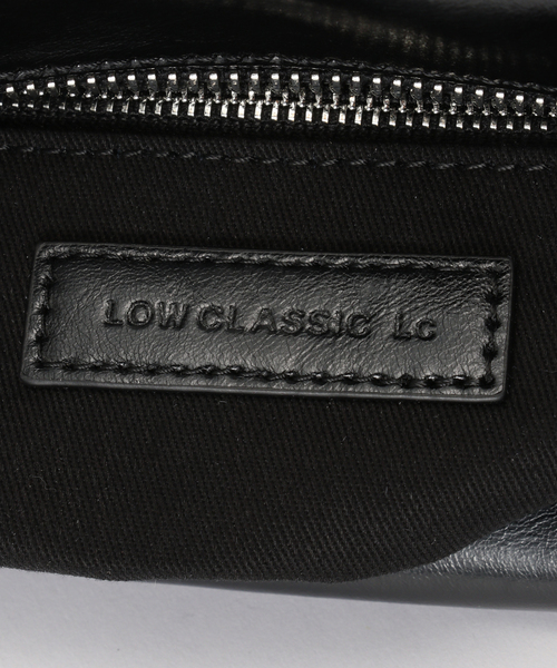 U by SPICK&SPAN（ユーバイスピックアンドスパン）の「《追加》LOW CLASSIC Lc / ロウ クラシック エルシー LEATHER CARAMEL BOX BAG（ショルダーバッグ・レディース・ブラック・FREE）」の13枚目の写真