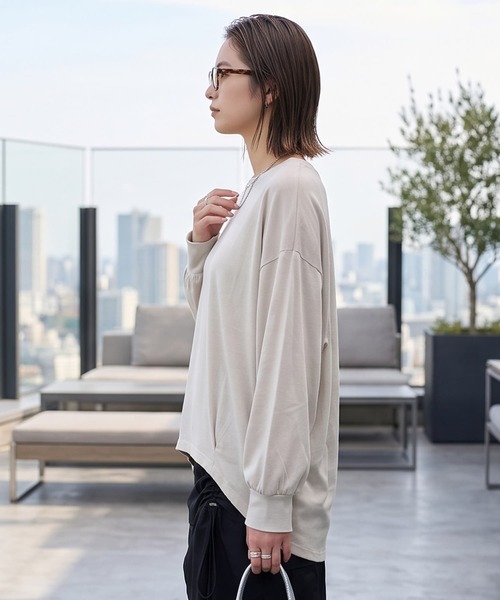 STYLE DELI(スタイルデリ)の「【DELI by】コットン100%バックロングプルオーバー(Tシャツ/カットソー・レディース・ホワイト/グレー系その他/ブラック・M)」の4枚目の写真