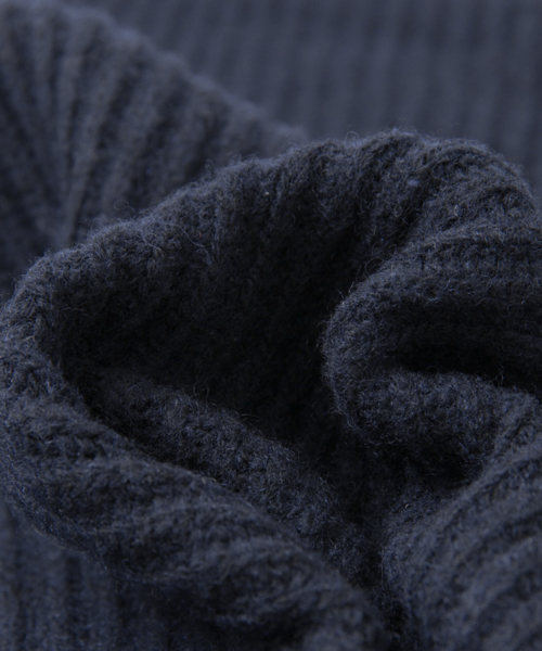 URBAN RESEARCH（アーバンリサーチ）の「UR 畦ボトルネックチュニック（ニット/セーター・レディース・モカ/ネイビー/オフホワイト・FREE）」の6枚目の写真