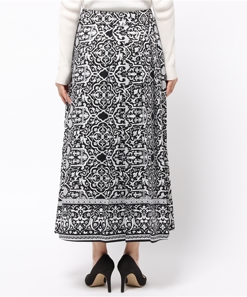 MURUA（ムルーア）の「ラグプリーツＳＫ（スカート・レディース・ブラック/レッド・2/1）」の5枚目の写真