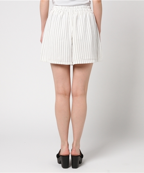 Honeys(ハニーズ)の「レースアップキュロット(その他パンツ・レディース・ホワイト×ブラック/ネイビー/ブルー系その他/ピンク/ホワイト系その他・L/M/S)」の6枚目の写真