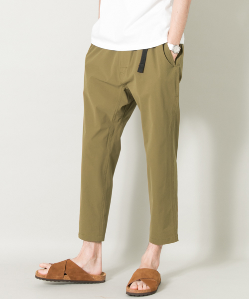 URBAN RESEARCH（アーバンリサーチ）の「UR ストレッチアクティブクロップトパンツ（その他パンツ・メンズ・ライトカーキ/ブラック/ネイビー/チャコールグレー・MEDIUM/LARGE）」の4枚目の写真