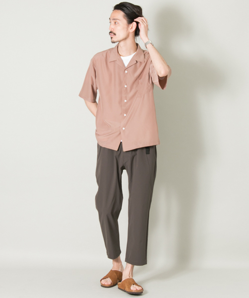 URBAN RESEARCH（アーバンリサーチ）の「UR ストレッチアクティブクロップトパンツ（その他パンツ・メンズ・ライトカーキ/ブラック/ネイビー/チャコールグレー・MEDIUM/LARGE）」の19枚目の写真