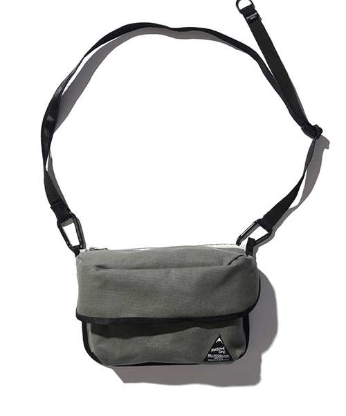 BELLWOODMADE(ベルウッドメイド)の「【BELLWOODMADE】カメラバッグサコッシュ/STRAGE SACOCHE CANVAS/BWSTS(ショルダーバッグ・メンズ・ホワイト/ブラック/オリーブ/ネイビー/マスタード/ブルー・FREE)」の15枚目の写真