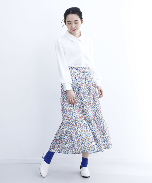 merlot plus(メルロープリュス)の「お花の少女柄スカート7477(スカート・レディース・ホワイト/ブラック・FREE)」の7枚目の写真