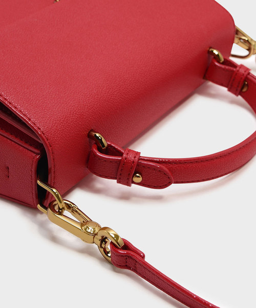 CHARLES & KEITH（チャールズ & キース）の「トップハンドルチェーンディテールバッグ / TOP HANDLE CHAIN DETAIL BAG（ハンドバッグ・レディース・ネイビー/レッド/ライトベージュ・M）」の16枚目の写真