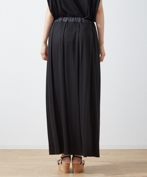 Abahouse Devinette（ドゥヴィネット）の「シルクレーヨンプリーツスカート（スカート・レディース・ブラック/グレー/ピンク・FREE）」の13枚目の写真