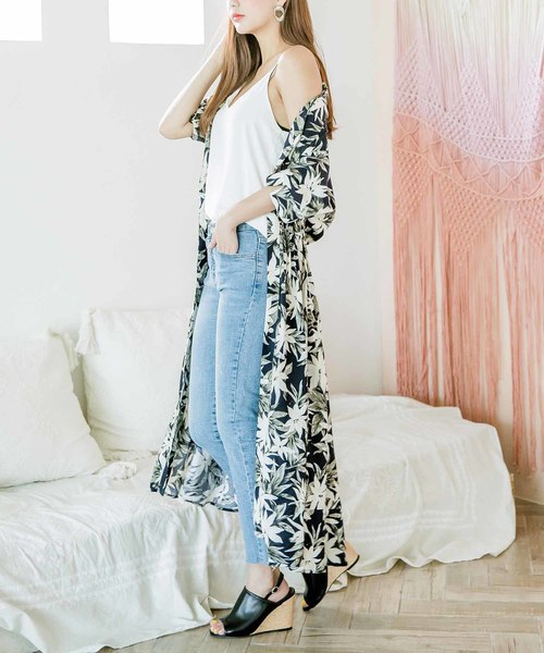 MODE ROBE（モードローブ）の「シンプルVネックキャミソール（キャミソール・レディース・ホワイト/ブラック/ミント/ピンク・FREE）」の12枚目の写真