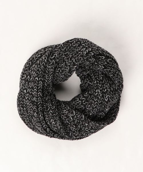 MinoriTY（マイノリティ）の「ざっくり編みビッグスヌード（マフラー・メンズ・ブラック/レッド/ブラック系その他/グレー系その他/ワイン/グレー系その他2・FREE）」の8枚目の写真