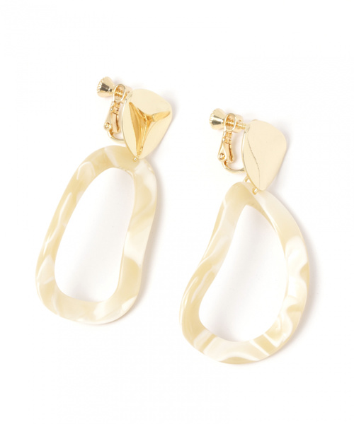 GLOBAL WORK（グローバルワーク）の「ヘンケイジュシイヤリング/825955（イヤリング・レディース・ホワイト/ダークブラウン/その他1・FREE）」の2枚目の写真