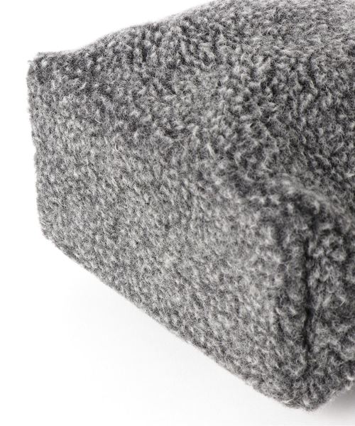 SHIPS Days(シップスデイズ)の「TAMPICO:BOUCLETTE SHOULDER(トートバッグ・レディース・ダークグレー・ONE SIZE)」の2枚目の写真