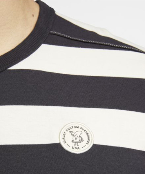 Hurley (ハーレー)の「M HRLY CUSTOM STRIPED TOP SS / ハーレー ボーダープリントTシャツ ユニセックス(Tシャツ/カットソー・メンズ・その他/ヘザーグレー・SMALL/MEDIUM/LARGE)」の4枚目の写真