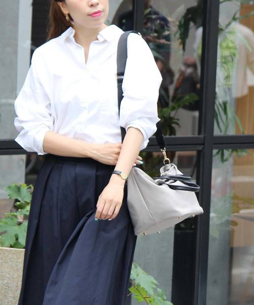 VitaFelice（ヴィータフェリーチェ）の「本革ハンドル2wayミニナイロントートバッグ（トートバッグ・レディース・ブラック/ネイビー/ライトグレー/ラベンダー/ライム/レッド/レオパード/グレー系その他/ライトベージュ/プラム/グレー系その他2/ベージュ系その他/ブルー系その他/ブラック×ブラック・FREE）」の16枚目の写真