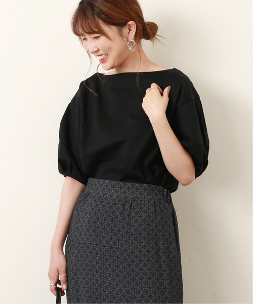 journal standard L'essage(ジャーナルスタンダードレサージュ)の「トリコットボートネックブラウス◆(シャツ/ブラウス・レディース・ホワイト/ブラック/ベージュ・FREE)」の1枚目の写真