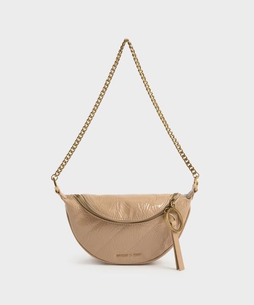 CHARLES & KEITH（チャールズ & キース）の「ラウンドジッパーリンクルドエフェクト クロスボディバッグ / Round Zipper Wrinkled Effect Crossbody Bag（ショルダーバッグ・レディース・ベージュ/バーガンディー/ダークグリーン・S）」の2枚目の写真
