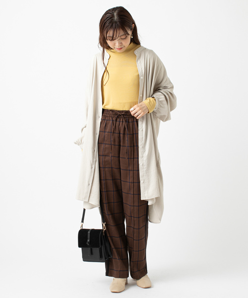 mystic（ミスティック）の「サテンビッグスタンドシャツ（シャツ/ブラウス・レディース・ホワイト/ベージュ/オリーブ/ホワイト系その他・FREE）」の6枚目の写真