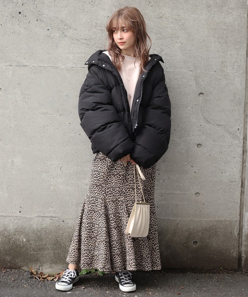 one after another NICE CLAUP(ワンアフターアナザーナイスクラップ)の「【ZOZO限定】ピグメント裏毛プルオーバー(スウェット・レディース・ベージュ/パープル/スミクロ/グレイッシュブルー・FREE)」の16枚目の写真