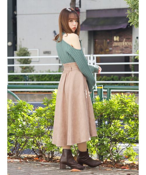 dazzlin（ダズリン）の「イレギュラーハイネックミニケーブルプルオーハ（ニット/セーター・レディース・グリーン/モカ/ピンク/ブラック/オフホワイト・FREE）」の13枚目の写真