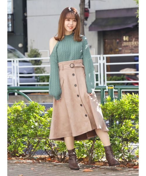 dazzlin（ダズリン）の「イレギュラーハイネックミニケーブルプルオーハ（ニット/セーター・レディース・グリーン/モカ/ピンク/ブラック/オフホワイト・FREE）」の14枚目の写真
