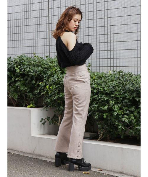 dazzlin（ダズリン）の「イレギュラーハイネックミニケーブルプルオーハ（ニット/セーター・レディース・グリーン/モカ/ピンク/ブラック/オフホワイト・FREE）」の19枚目の写真