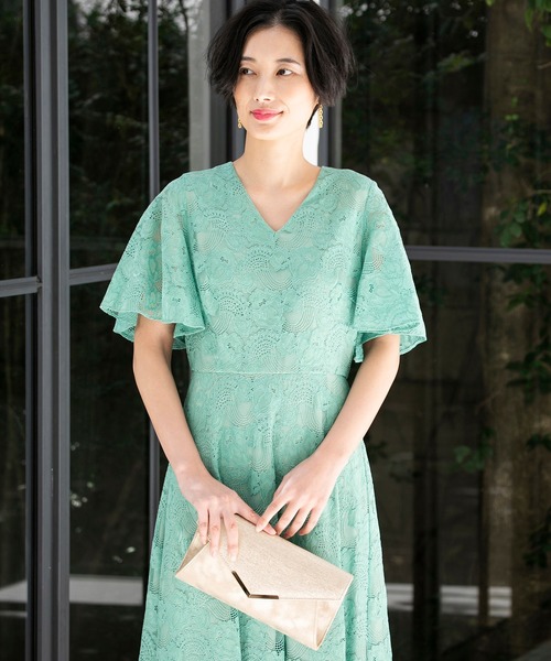 form forma（フォルムフォルマ）の「シャイニーレザーパーティーバッグ（クラッチバッグ・レディース・ブラック/ゴールド・FREE）」の2枚目の写真