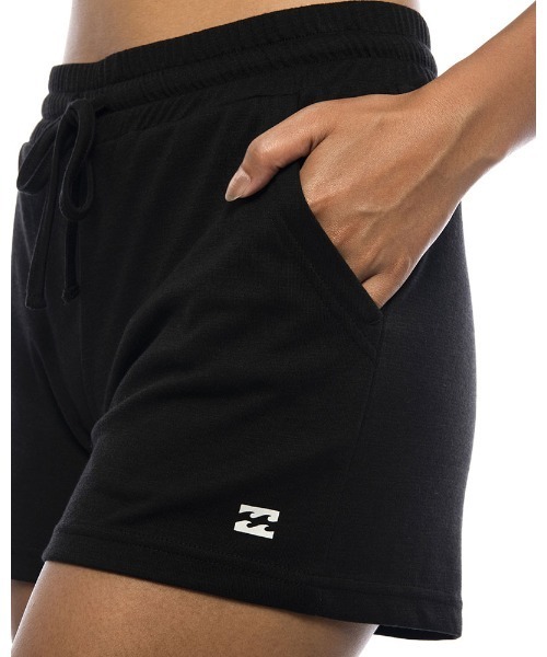 BILLABONG(ビラボン)の「BILLABONG レディース 【ACTIVE】 トレーニングUVショーツ/ビラボン ショートパンツ ボトムス ヨガ フィットネス ランニング ジム(その他パンツ・レディース・ブラック/マルチ・MEDIUM/LARGE)」の10枚目の写真