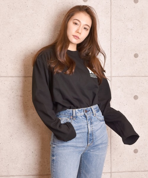 VIBGYOR Women(ヴィブジョー ウィメン)の「VIBGYOR Select/ビッグシルエットバックプリントロンTEE(RE)(Tシャツ/カットソー・レディース・ホワイト/ブラック・FREE)」の4枚目の写真