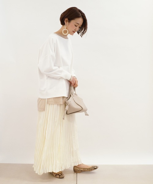 DouDou（ドゥドゥ）の「クルーネックスウェット（Tシャツ/カットソー・レディース・チャコールグレー/バイオレット/オフホワイト・FREE）」の6枚目の写真