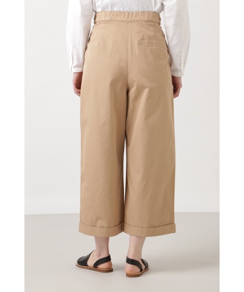 human woman(ヒューマンウーマン)の「コットンリネンタックパンツ(その他パンツ・レディース・ネイビー/ベージュ・SMALL/MEDIUM/LARGE)」の6枚目の写真