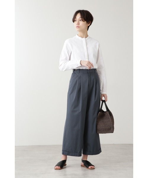 human woman(ヒューマンウーマン)の「コットンリネンタックパンツ(その他パンツ・レディース・ネイビー/ベージュ・SMALL/MEDIUM/LARGE)」の10枚目の写真