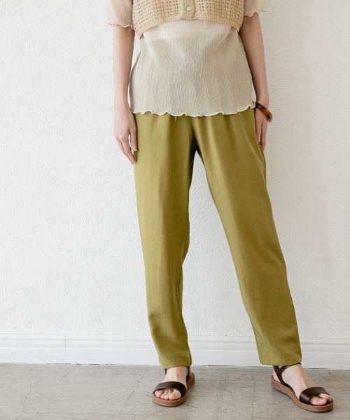 LOWRYS FARM（ローリーズファーム）の「微光沢パンツ　879681（その他パンツ・レディース・パープル/ブラウン/グリーン・FREE）」の3枚目の写真