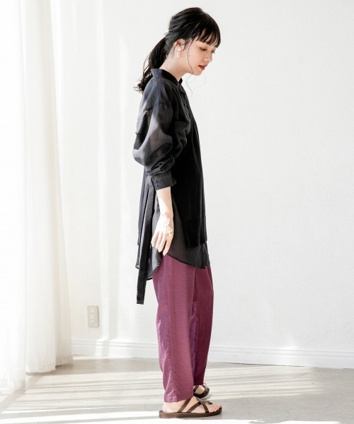 LOWRYS FARM（ローリーズファーム）の「微光沢パンツ　879681（その他パンツ・レディース・パープル/ブラウン/グリーン・FREE）」の16枚目の写真