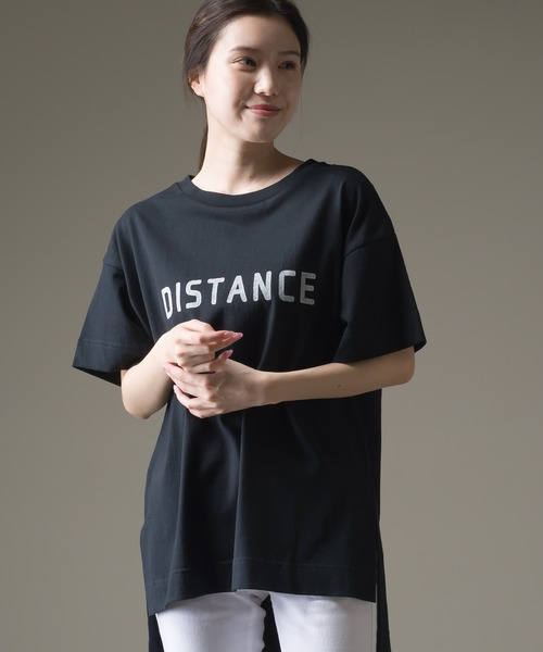 OMNES(オムネス)の「ファインコットン ロゴプリント半袖ビッグシルエットTシャツ(Tシャツ/カットソー・レディース・ホワイト系その他/ホワイト系その他2/ブラック系その他/ブラック系その他2/グリーン系その他/グリーン系その他2/ブルー系その他/ブルー系その他2・FREE)」の1枚目の写真