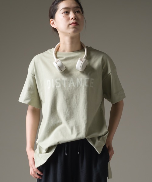 OMNES(オムネス)の「ファインコットン ロゴプリント半袖ビッグシルエットTシャツ(Tシャツ/カットソー・レディース・ホワイト系その他/ホワイト系その他2/ブラック系その他/ブラック系その他2/グリーン系その他/グリーン系その他2/ブルー系その他/ブルー系その他2・FREE)」の5枚目の写真