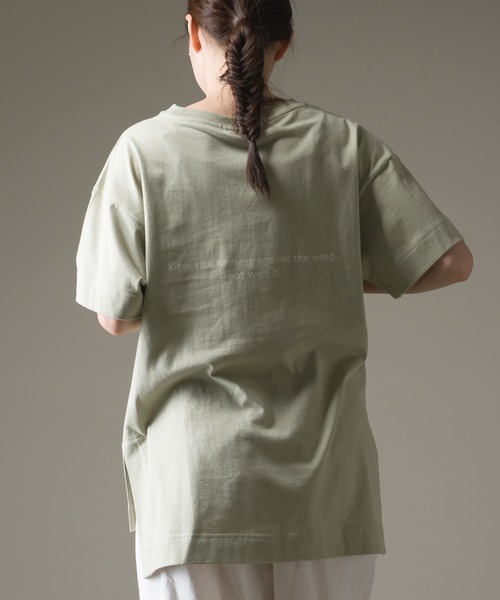 OMNES(オムネス)の「ファインコットン ロゴプリント半袖ビッグシルエットTシャツ(Tシャツ/カットソー・レディース・ホワイト系その他/ホワイト系その他2/ブラック系その他/ブラック系その他2/グリーン系その他/グリーン系その他2/ブルー系その他/ブルー系その他2・FREE)」の6枚目の写真