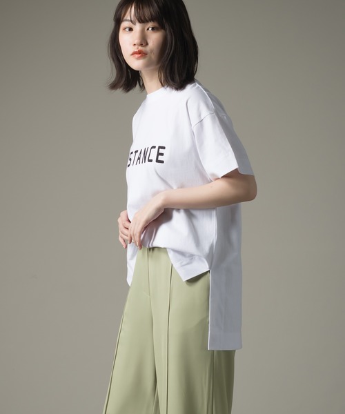 OMNES(オムネス)の「ファインコットン ロゴプリント半袖ビッグシルエットTシャツ(Tシャツ/カットソー・レディース・ホワイト系その他/ホワイト系その他2/ブラック系その他/ブラック系その他2/グリーン系その他/グリーン系その他2/ブルー系その他/ブルー系その他2・FREE)」の13枚目の写真