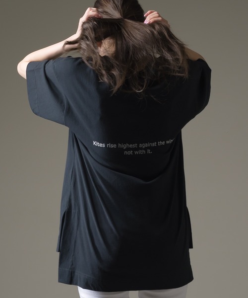 OMNES(オムネス)の「ファインコットン ロゴプリント半袖ビッグシルエットTシャツ(Tシャツ/カットソー・レディース・ホワイト系その他/ホワイト系その他2/ブラック系その他/ブラック系その他2/グリーン系その他/グリーン系その他2/ブルー系その他/ブルー系その他2・FREE)」の20枚目の写真