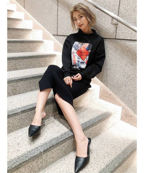 GYDA（ジェイダ）の「GOD HAS PHOTOハイネックプルオーバー（Tシャツ/カットソー・レディース・ブラック/ベージュ/グリーン・FREE）」の7枚目の写真