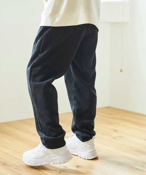 WEGO（ウィゴー）の「WEGO/【セットアップ対応商品】コーデュロイシェフパンツ（スラックス・メンズ・ブラック/アイボリー/ブルー/ベージュ/カーキ/ダークブラウン/パープル系その他/サックスブルー/ライトパープル/オフホワイト・LARGE/SMALL/MEDIUM）」の4枚目の写真