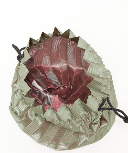 おしゃれスタ(オシャレスタ)の「PLEATS DRAW BAG(ST)(エコバッグ/サブバッグ・レディース・ブラック/ベージュ/ブラウン/オレンジ/ブルー/グリーン/ピンク・FREE)」の9枚目の写真