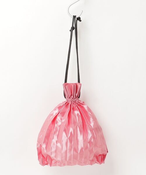 おしゃれスタ(オシャレスタ)の「PLEATS DRAW BAG(ST)(エコバッグ/サブバッグ・レディース・ブラック/ベージュ/ブラウン/オレンジ/ブルー/グリーン/ピンク・FREE)」の12枚目の写真
